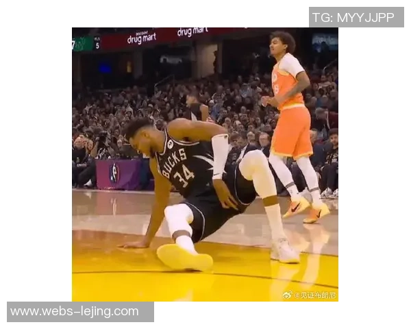 字母哥赛后愤怒撕球衣雄鹿惨败引发更衣室激烈冲突